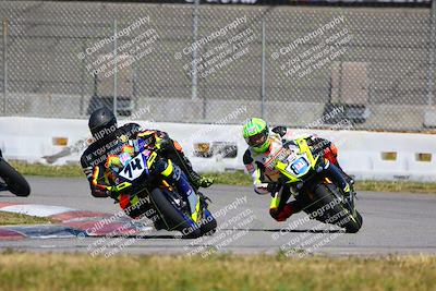 media/Mar-19-2022-Fastrack Riders (Sat) [[4e7522d738]]/Level 5 Race/Turn 9 Outside/